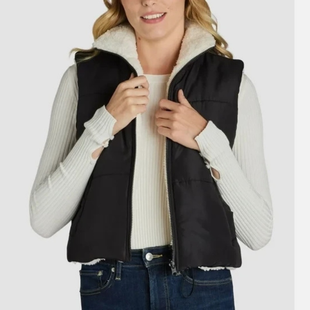 No boundaries reversible vest black with beige fur inside xs - Picture 1 of 8